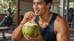 Manfaat Mengonsumsi Air Kelapa Setelah Olahraga Sebagai Pengganti Elektrolit Tubuh Alami